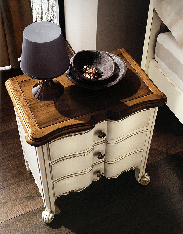 Arredo Тумбочка ALTA CORTE AMLETO CM230