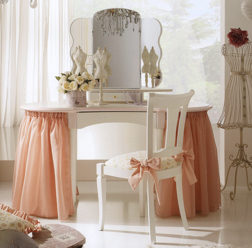 Arredo Туалетный столик FERRETTI & FERRETTI  KC65