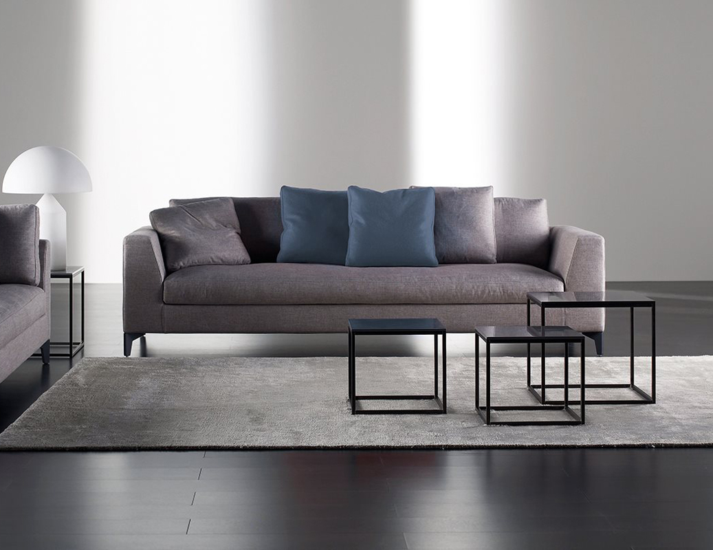 Диван MERIDIANI LOUIS UP divano