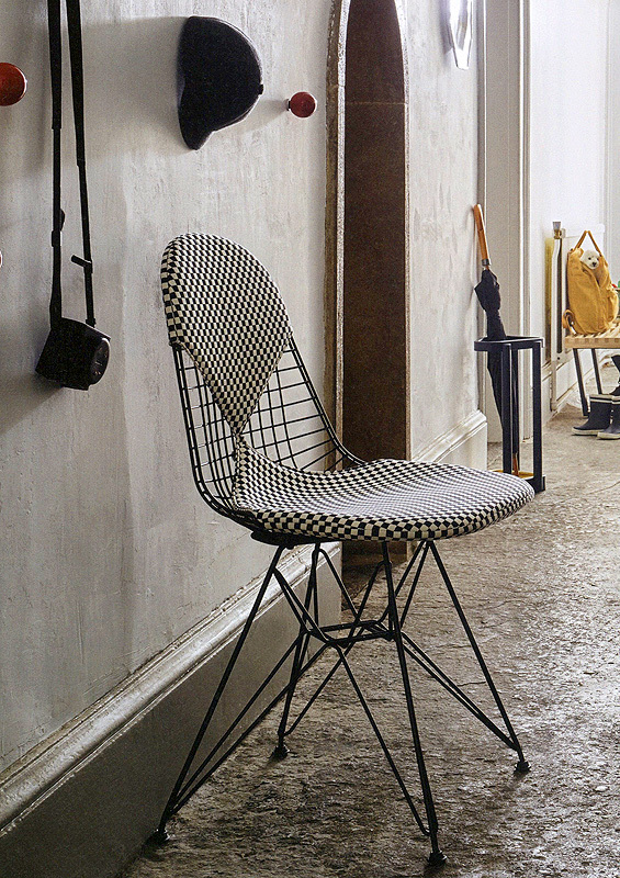 Стул VITRA DKR-2 412 152 00