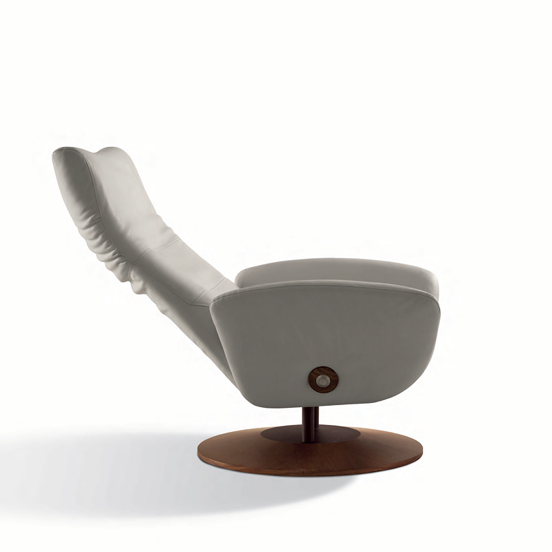 Кресло вращающееся GIORGETTI MAGICA 61500