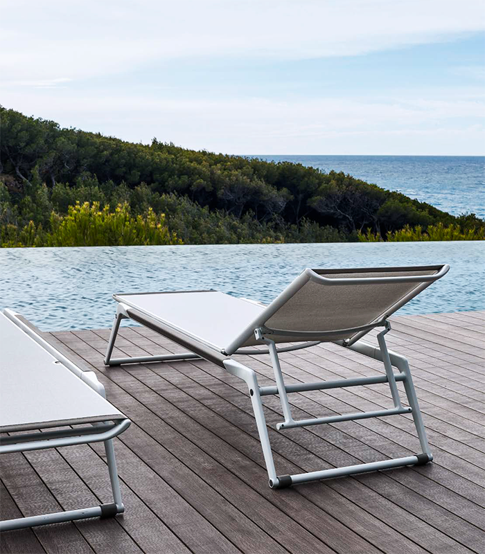 Шезлонг B&B ITALIA MIRTO OUTDOOR MI200CL