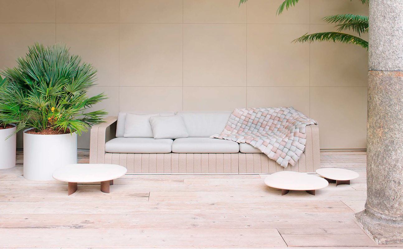 Диван PAOLA LENTI FRAME B18SS + B18SC + B18SD