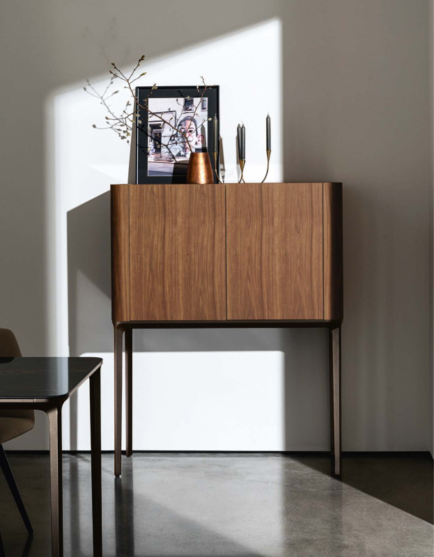 Барный шкаф SOVET ITALIA MADIA SLIM P6783