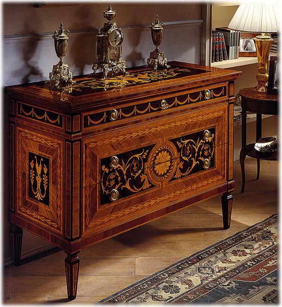 Комод MINOTTI LUIGI & BENIGNO Maggiolini Grifo 92