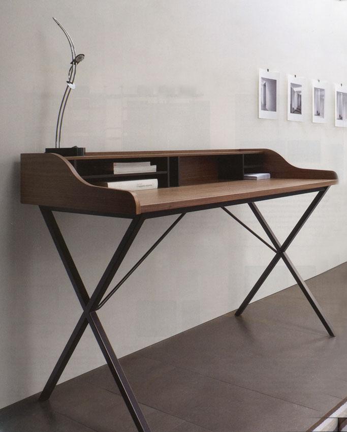 Письменный стол LIGNE ROSET Ursuline 005HCZ10