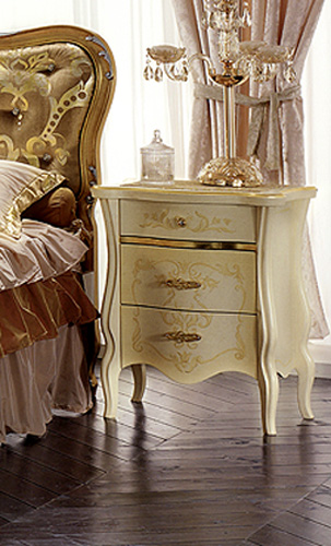 Тумбочка FORMERIN ROYAL comodino