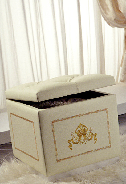 Пуф FORMERIN QUEEN pouff