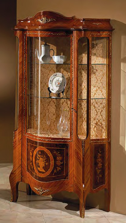 Витрина SERAFINO MARELLI 1080