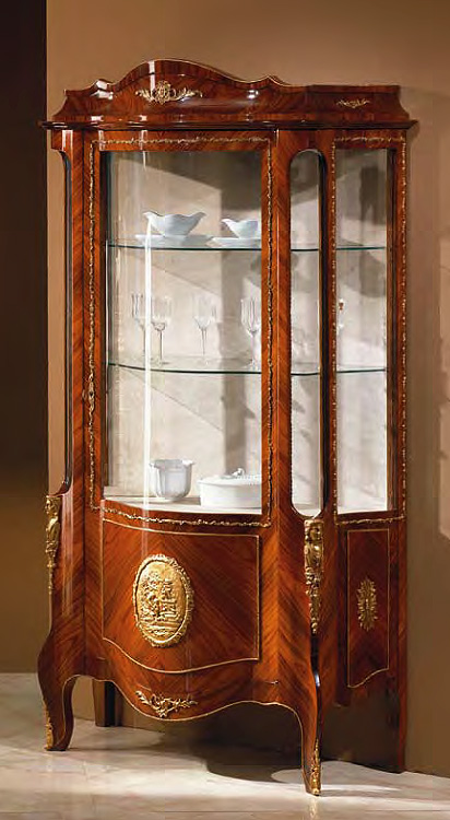 Витрина SERAFINO MARELLI 1082
