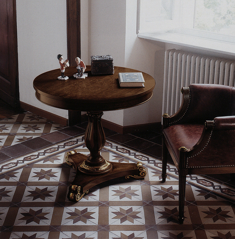 Столик MINOTTI LUIGI & BENIGNO 1070/A
