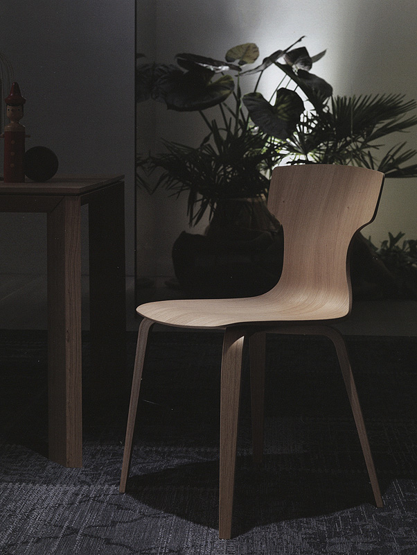 Стул OZZIO DESIGN HAT S037