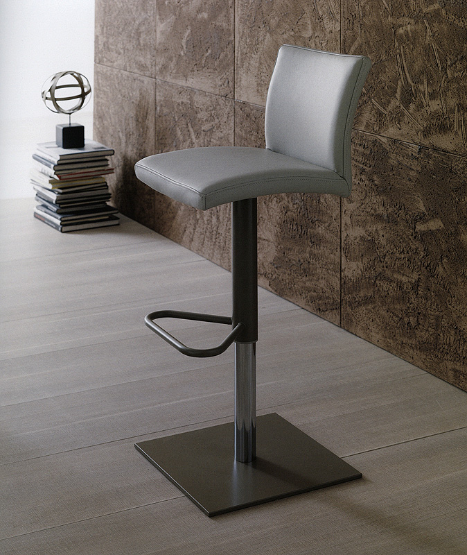 Барный стул OZZIO DESIGN SOFT S525