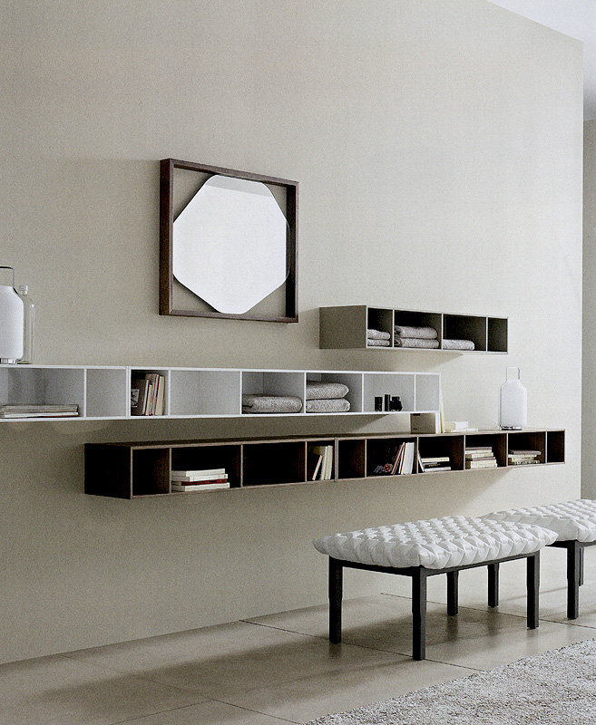 Полка LIGNE ROSET BOOK&LOOK 02